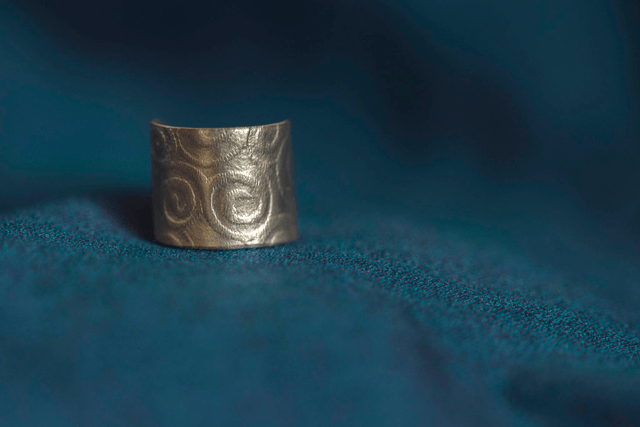 Silver Chunky "Swirly" Patterned Ear Cuff