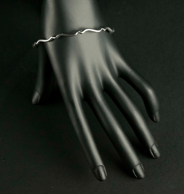 Silver Fancy Wave Bangle