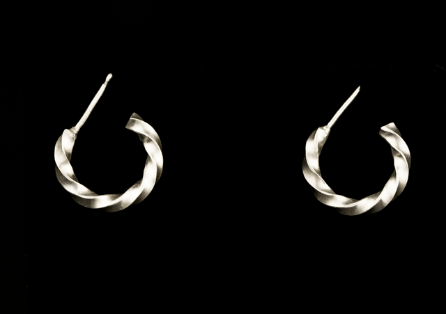 Silver Square Wire Twisted Huggie Ear Studs