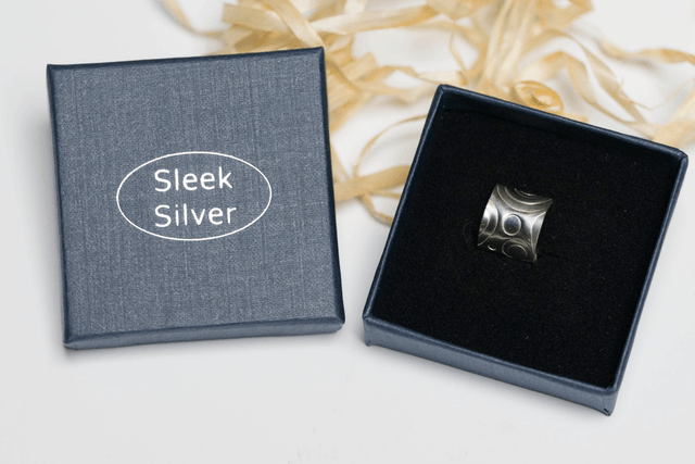 Silver Swirly Circles Ear Cuff - Style 5