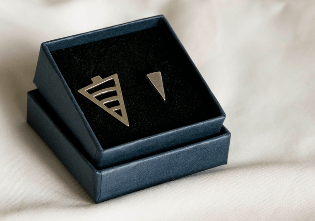 Silver Asymmetric Tree Ear Studs