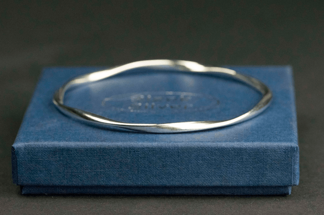 Silver Twisted Bangle - Oval Profile
