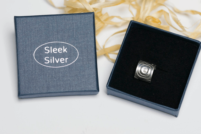Silver Swirly Circles Ear Cuff - Style 2