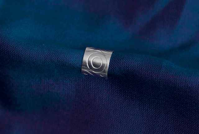 Silver Swirly Circles Ear Cuff - Style 4